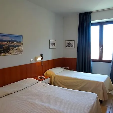 Hotel Ristorante Sole E Mare
